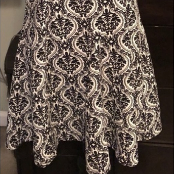 NEW•L•Stunning Damask Black/White Fit & Flare Dress - Picture 4 of 9